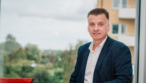 10 år på Ebab – ett samtal med Robert Olsson