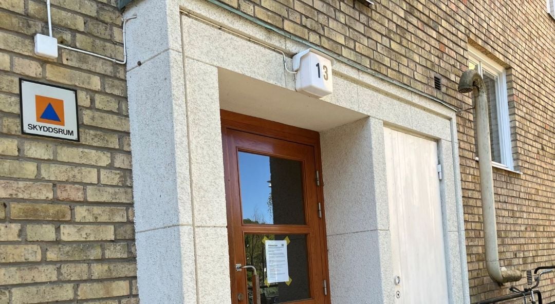 <span id="hs_cos_wrapper_name" class="hs_cos_wrapper hs_cos_wrapper_meta_field hs_cos_wrapper_type_text" style="" data-hs-cos-general-type="meta_field" data-hs-cos-type="text" >Få hjälp med besiktning och inventering av ditt skyddsrum</span>